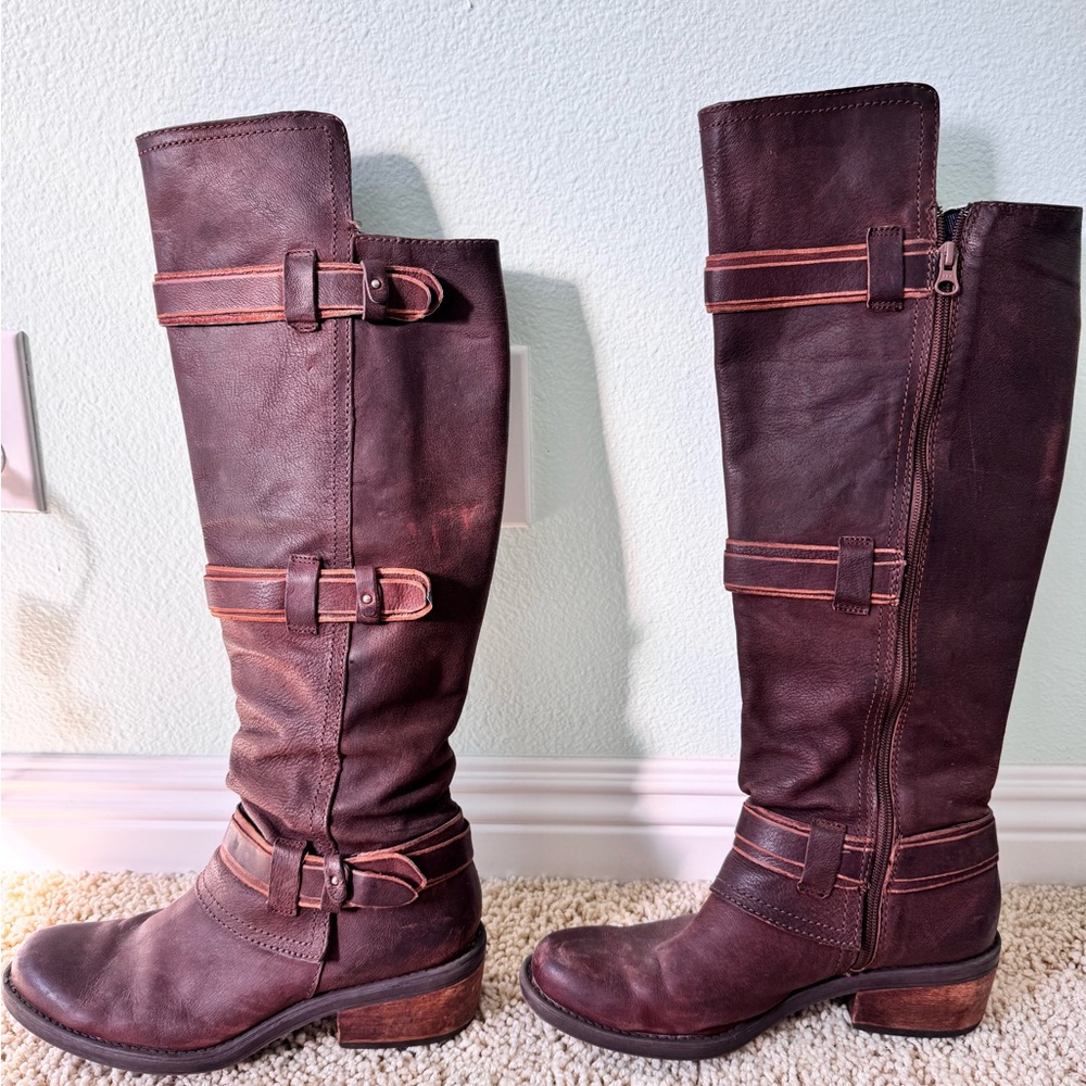 Calvin Klein brown knee high boots, Women’s Size 9.5
